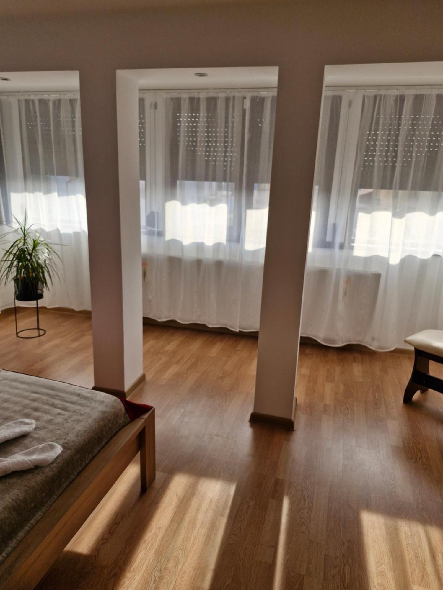 Mary Apartment Sibiu Ngoại thất bức ảnh