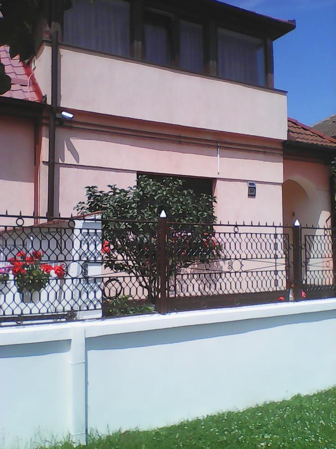 Mary Apartment Sibiu Ngoại thất bức ảnh