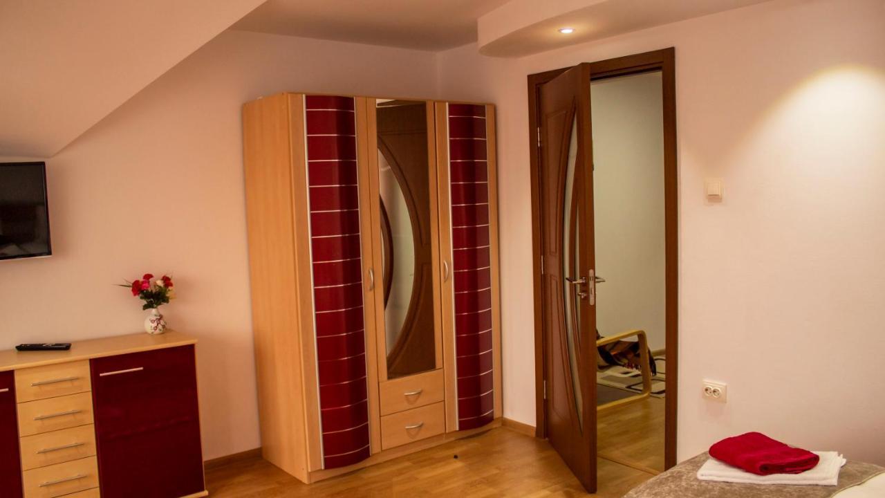 Mary Apartment Sibiu Ngoại thất bức ảnh